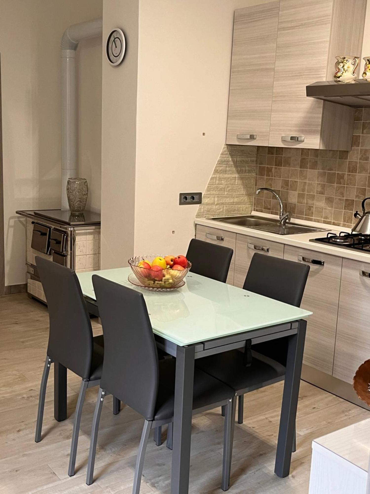 Casa Mario Apartment Riva del Garda Bagian luar foto